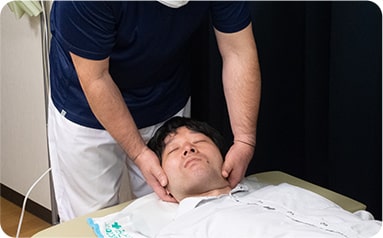  ディバーシファイドテクニック頚部施術